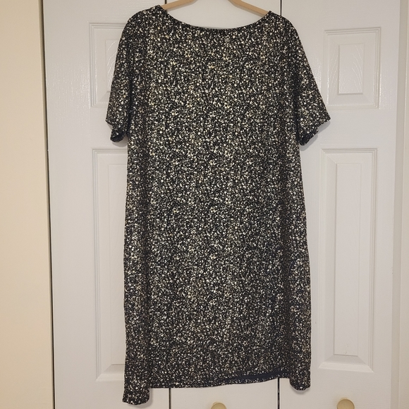 Silver and Gold glam plus size mini maternity dress by Pink Blush size 3X - Picture 2 of 6